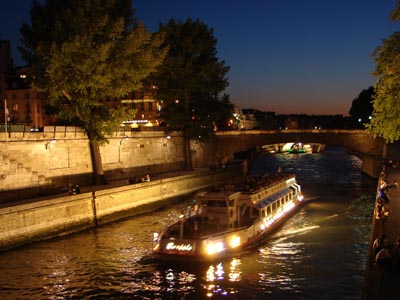 باريس رحلة مدينة الحب والجمال Croisiere-sur-la-sei