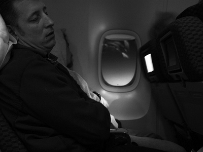 نصائح للنوم في الطائرة
