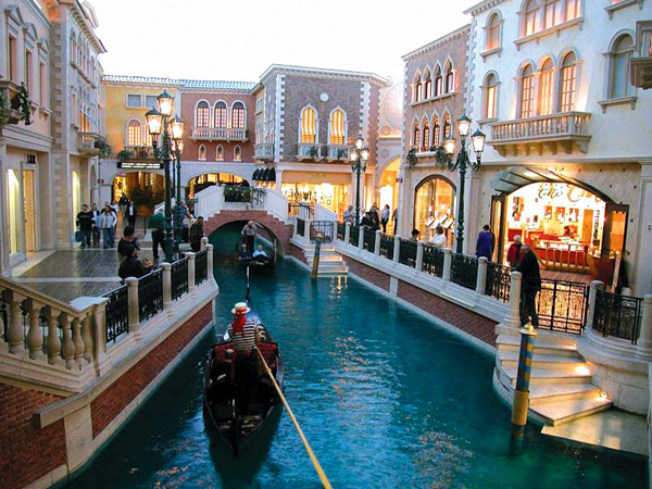 Venetian-Resort-.jpg