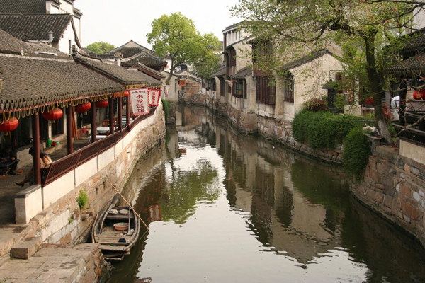 بلدة wuzhen الصينية العائمة النهر canal-de-suzhou1.jpg