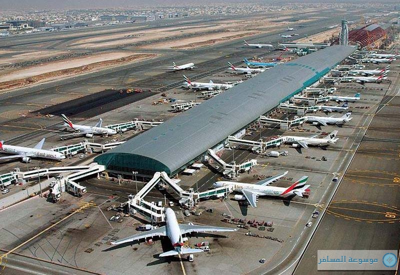 "مطار دبي" يفوز بجائزة المطار الرائد في المنطقة من جوائز السفر