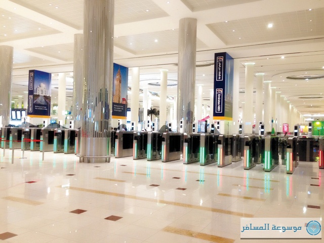 تطبيق نظام البوابة الذكية في "مطارات دبي الدولية"