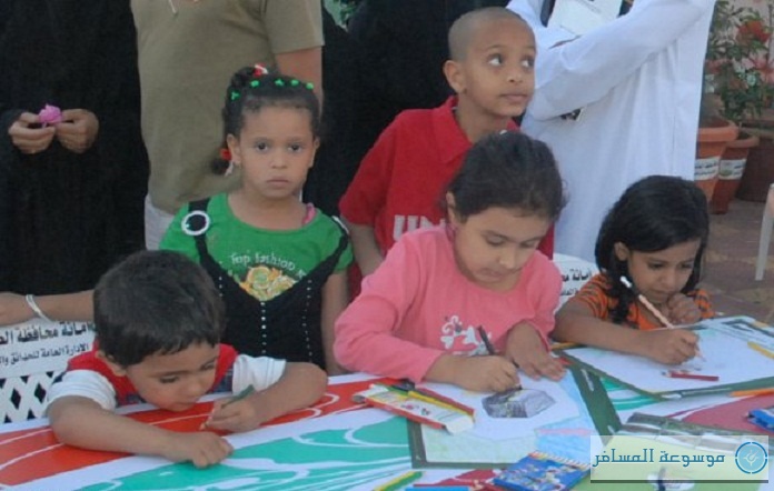 مشاركة الأطفال في مسابقة الرسام الصغير