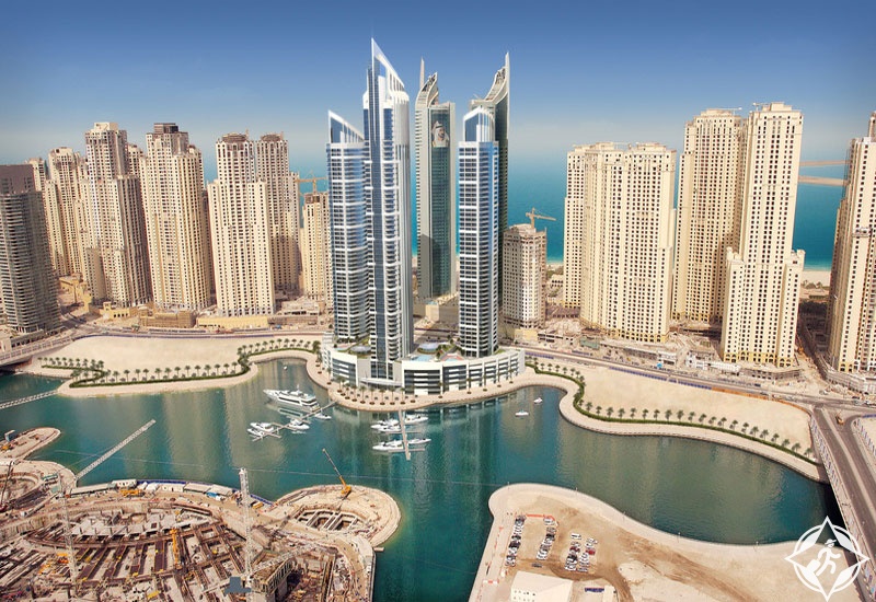 فندق إنتركونتيننتال في خليج دبي المركزي مارينا