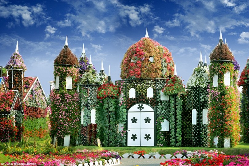 أكبر حديقة زهور في العالم دبي