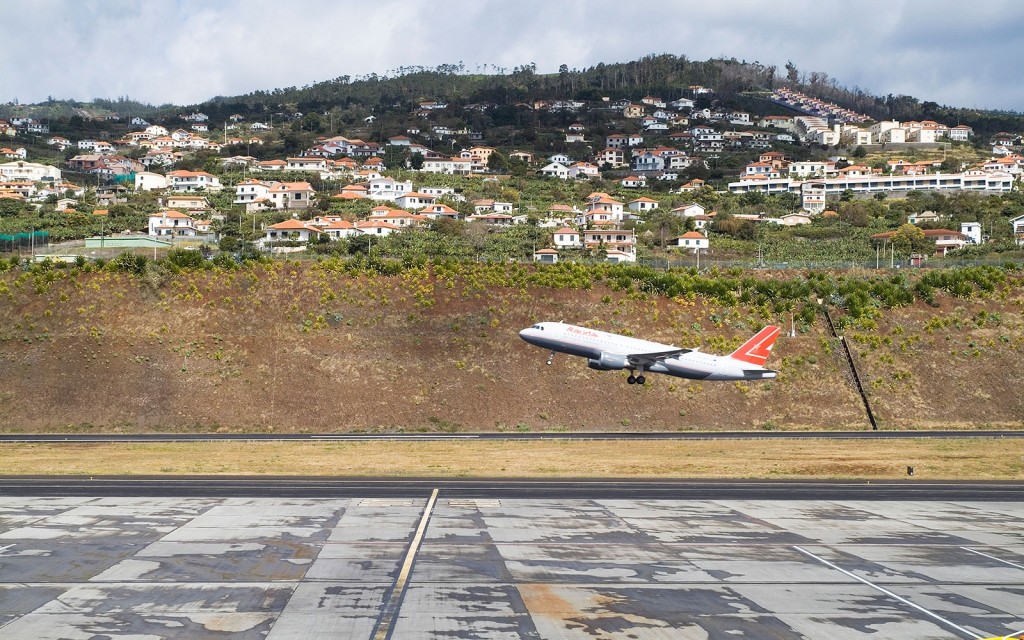 مطار ماديرا- فونشال- مدينة سانتا كروز- البرتغال
