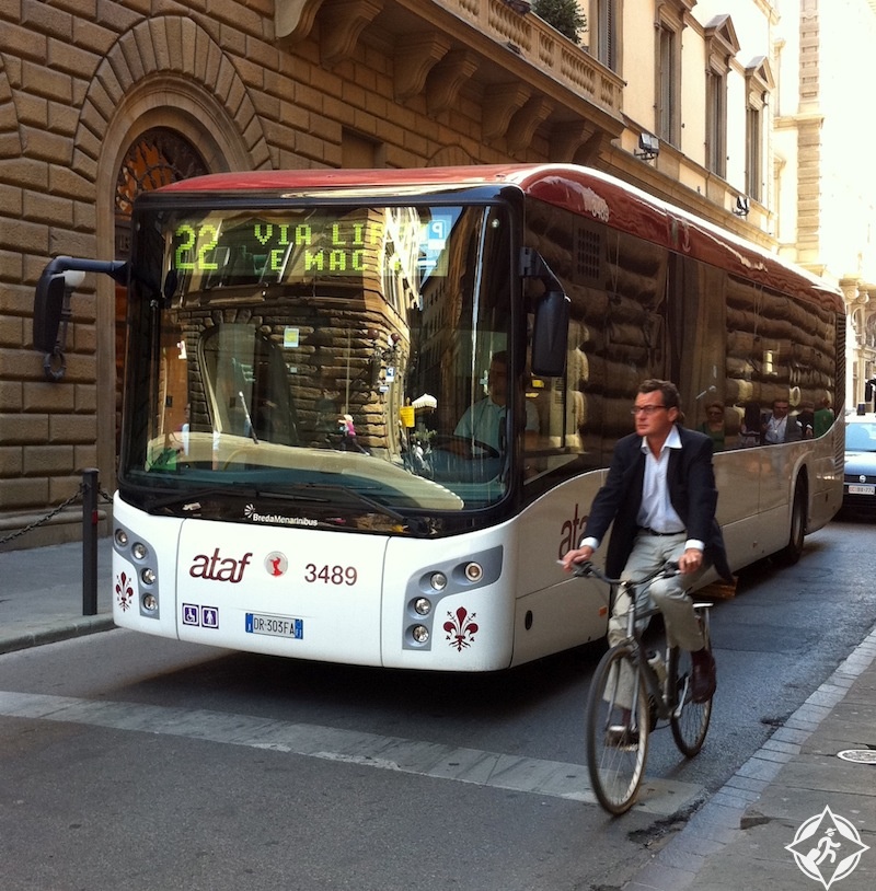 إيطاليا-فلورنسا-الحافلات-في-فلورنسا-معلومات-عن-فلورنسا