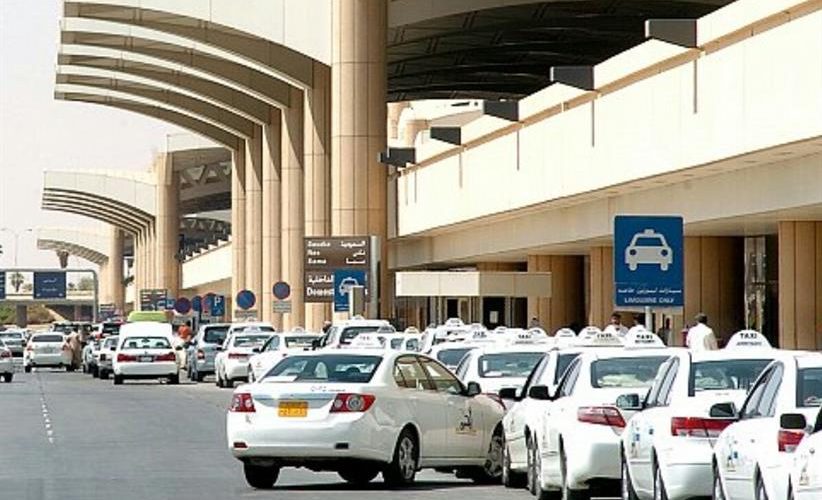 مطارات الرياض توقع مع أوبر لنقل الركاب من وإلى مطار الملك خالد الدولي