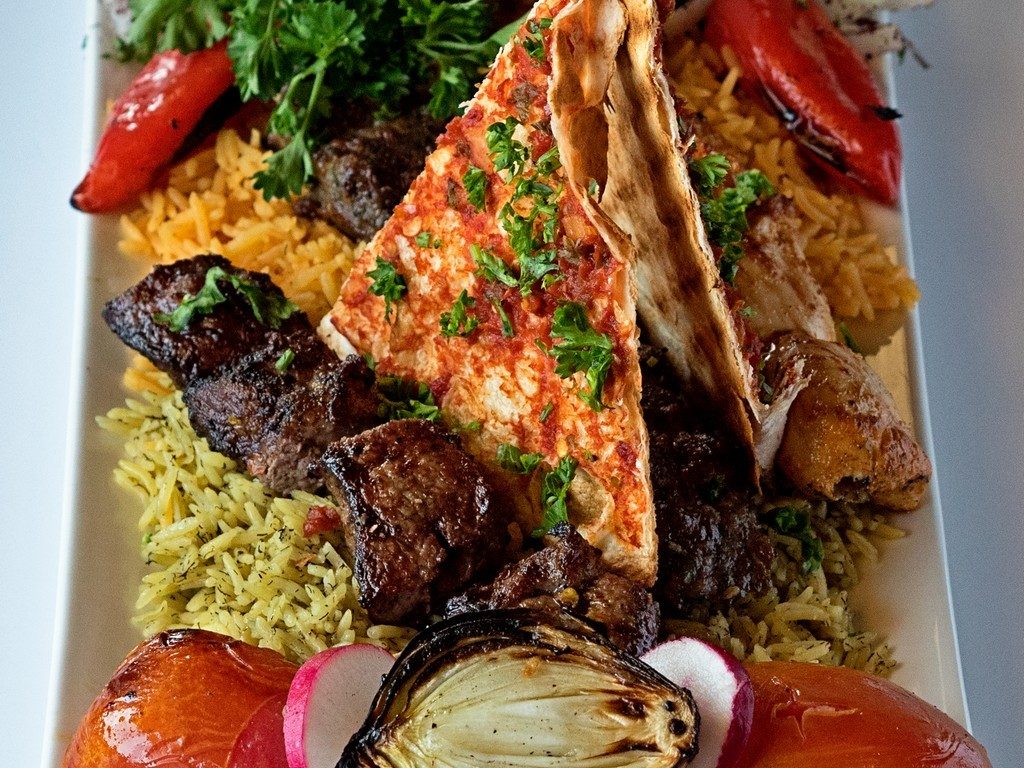 مطاعم عربية في شيكاغو